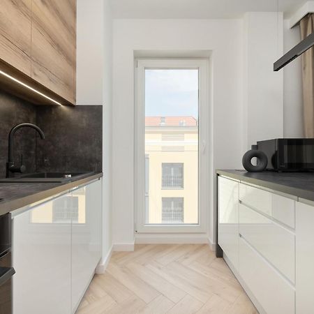 Elegancki Apartament Z Parkingiem Blisko Starego Miasta By Noclegi Renters Breslau Exterior foto