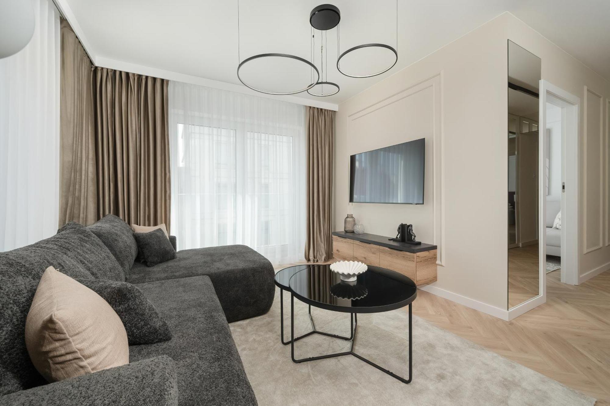 Elegancki Apartament Z Parkingiem Blisko Starego Miasta By Noclegi Renters Breslau Exterior foto