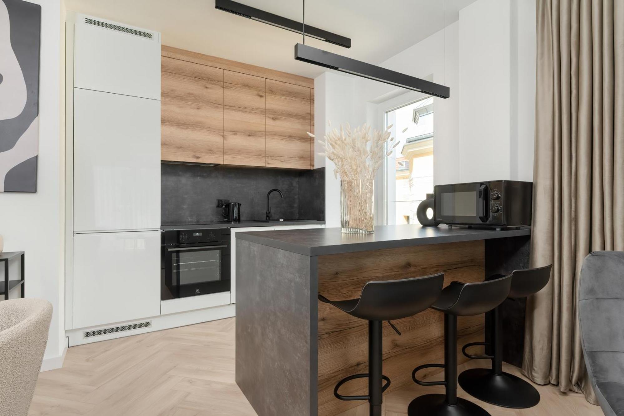 Elegancki Apartament Z Parkingiem Blisko Starego Miasta By Noclegi Renters Breslau Exterior foto